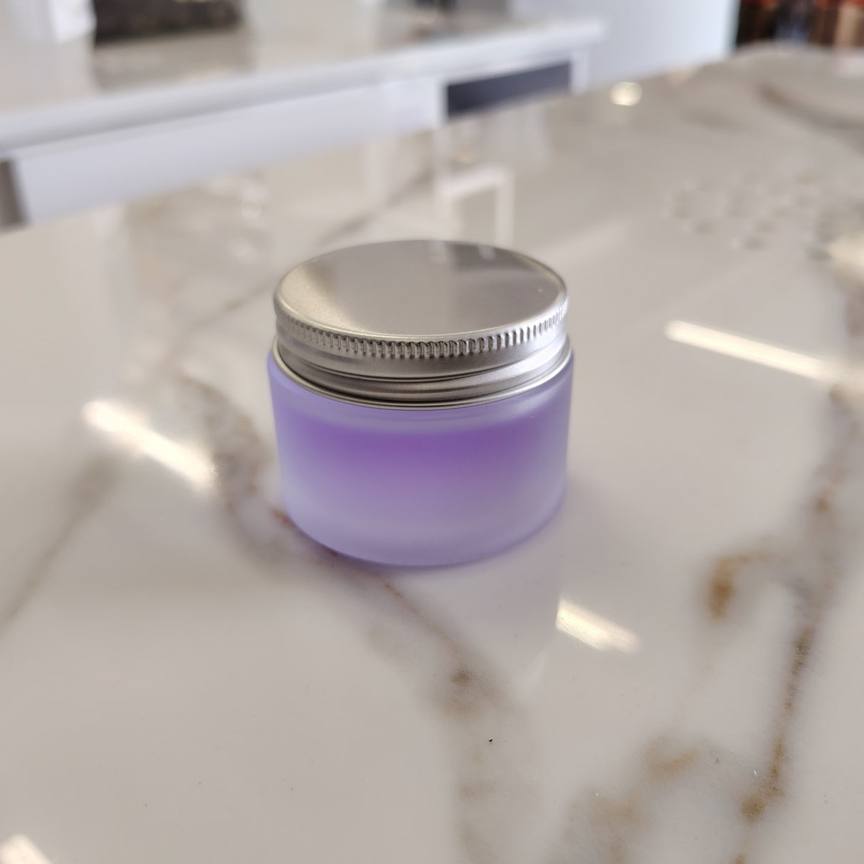 Frosted Liquid Dappen Dish Jar 50ml - Closed Silver Aluminium Screw Lid With Monomer Liquid Demonstration