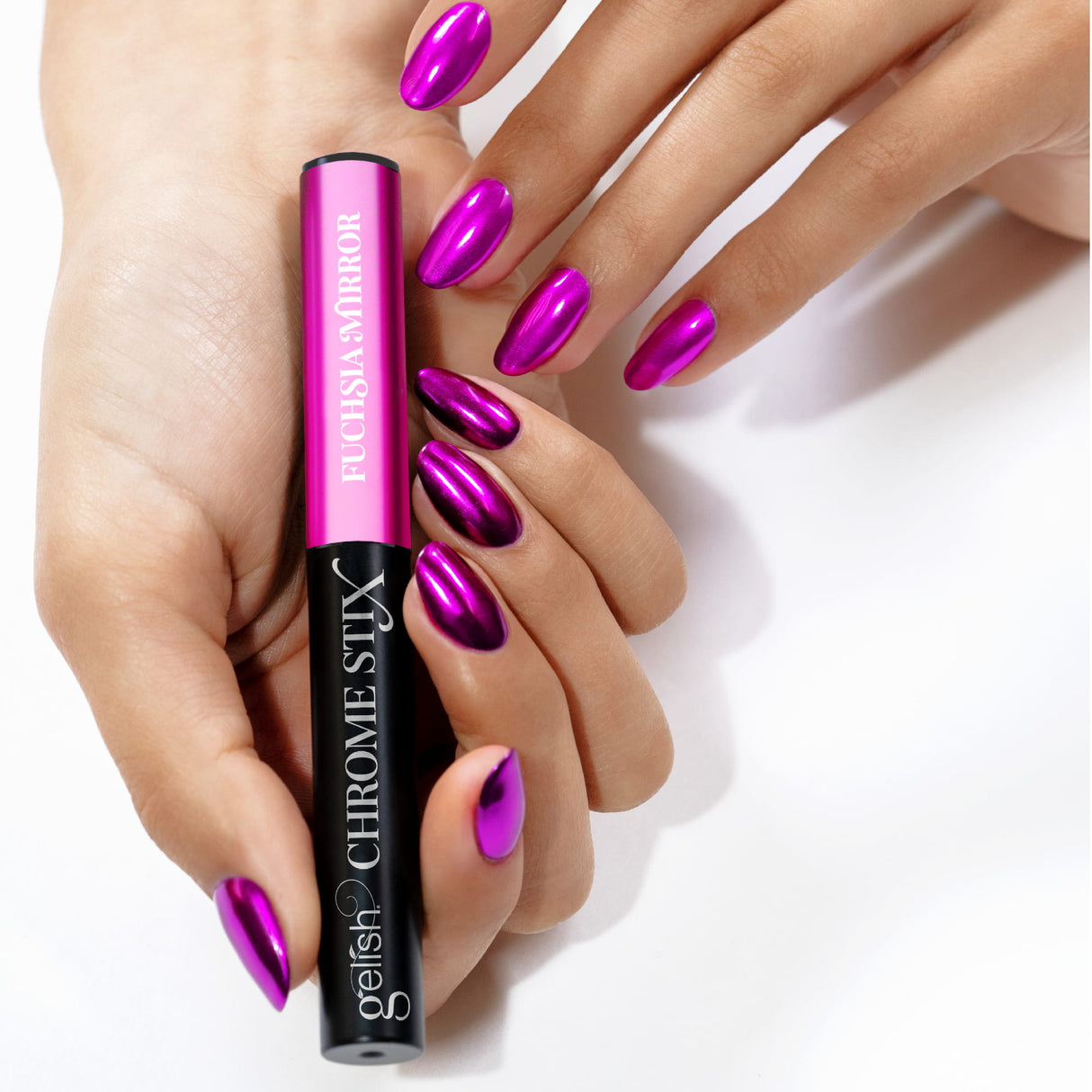 Gelish Chrome Stix - Fushia Mirror Colour With Finger Nails