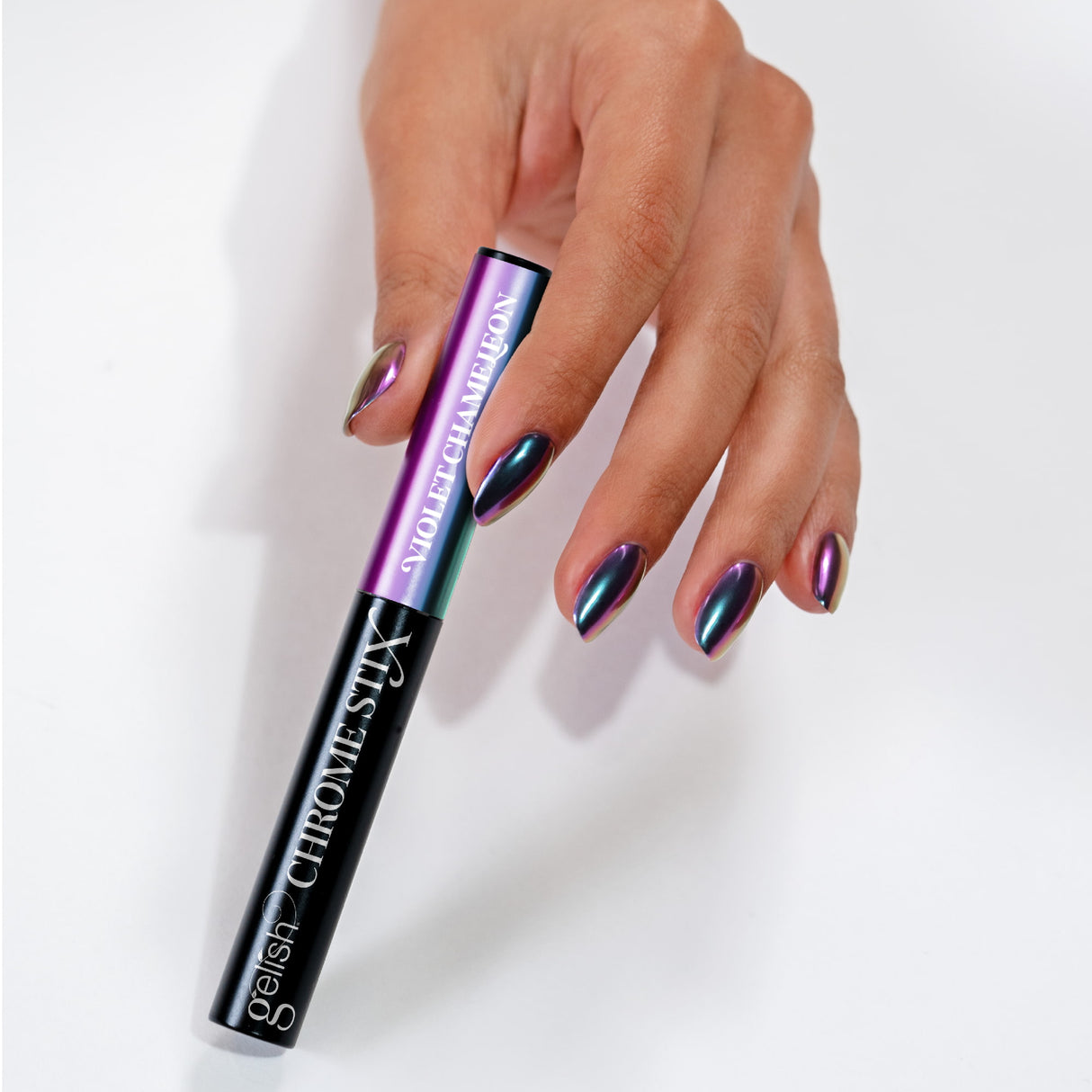 Gelish Chrome Stix - Violet Chameleon Colour With Finger Nails