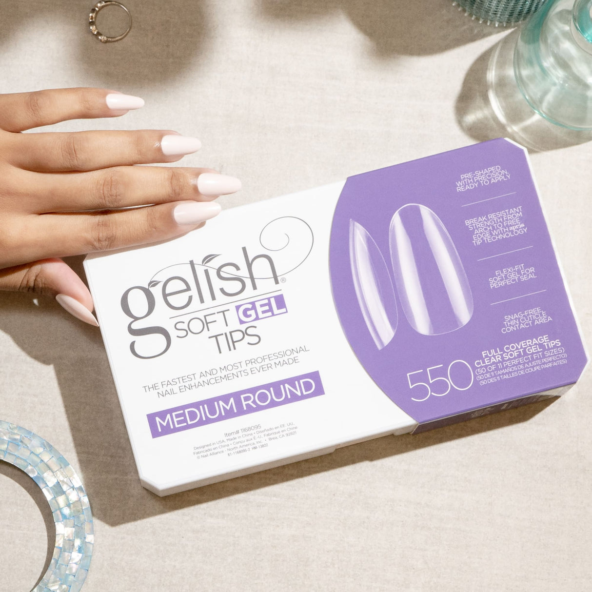 Gelish Soft Gel Tips Medium Round Hand Model With Finger Nails With Box