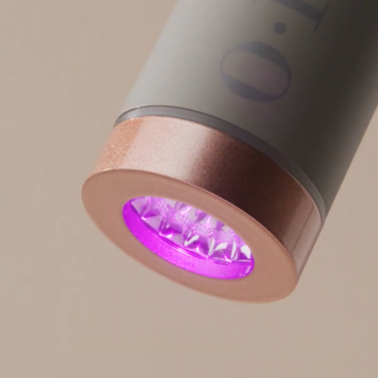 OPI Lightning Flash Cure Gel Lamp Demo Of Light From The LED Lamp