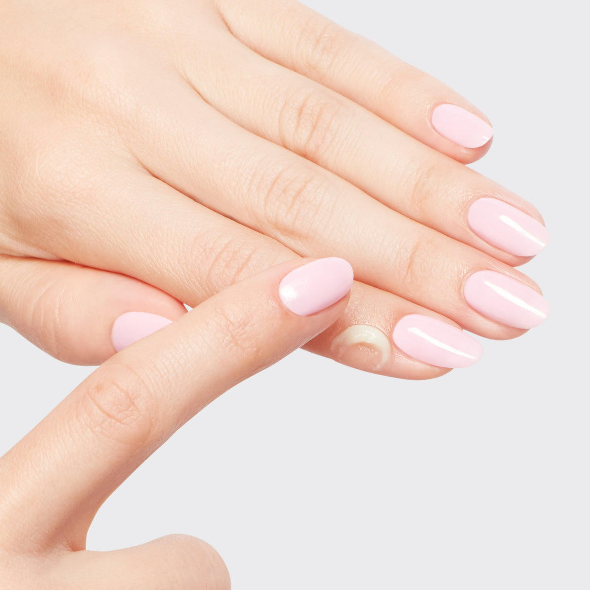 OPI Nature Strong Nails & Skin - Cuticle Balm 20ml Product Application On Cuticle Of The Hand