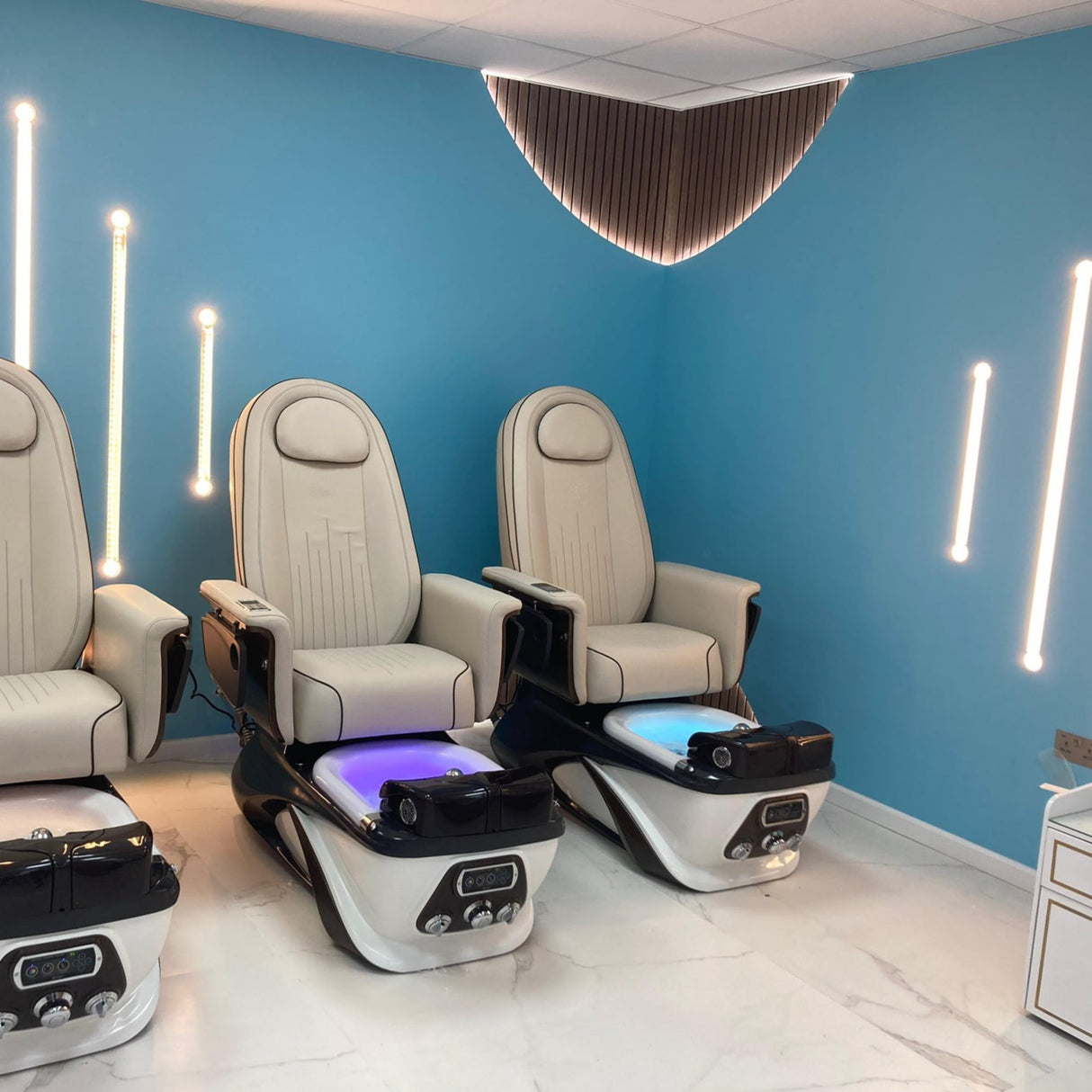 Salon Installation by Keo Supply for the Lexor PSD Luxe Salon Pedicure Spa Chair - Ivory 3 Units